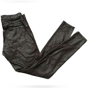 Hue Black‎ Snakeskin Pattern Pants